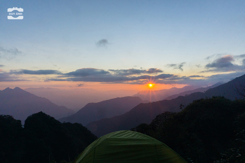 Ngũ Chỉ Sơn
ngu chi son
leo nui
leo núi
trekking