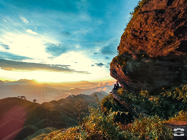 lao than
leo nui
trekking
