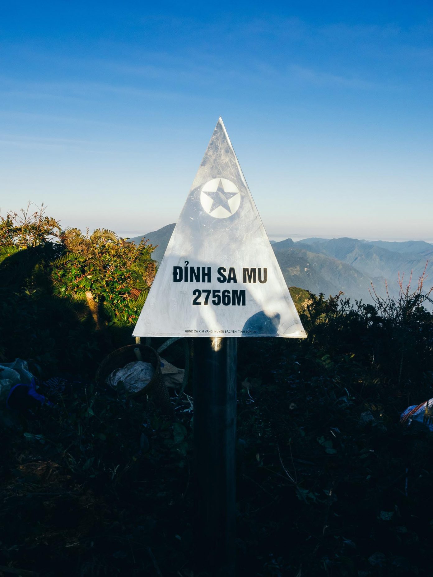 dinh-u-bo-sa-mu-son-la-10-1392x1856