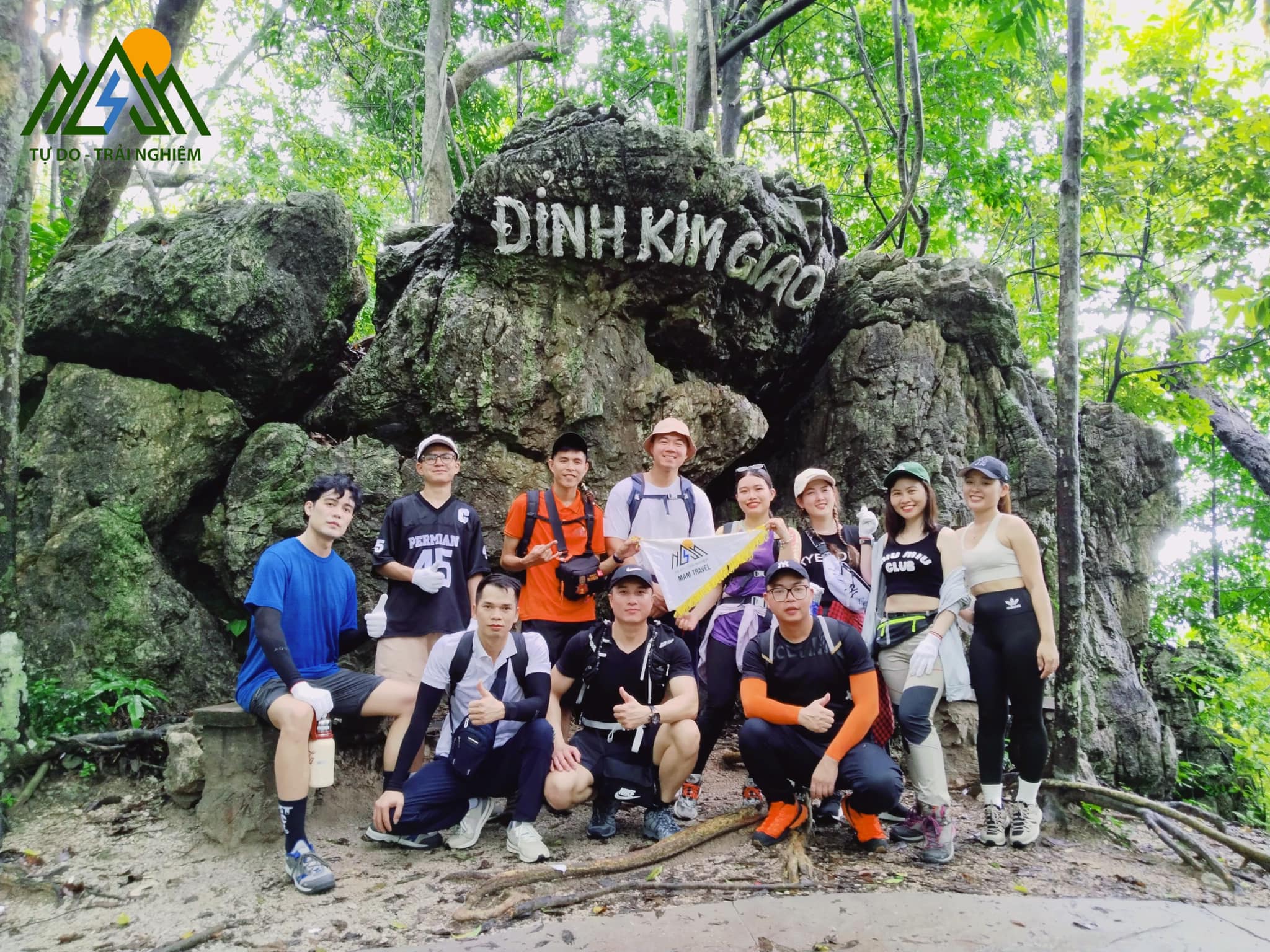 trekking-cat-ba-3